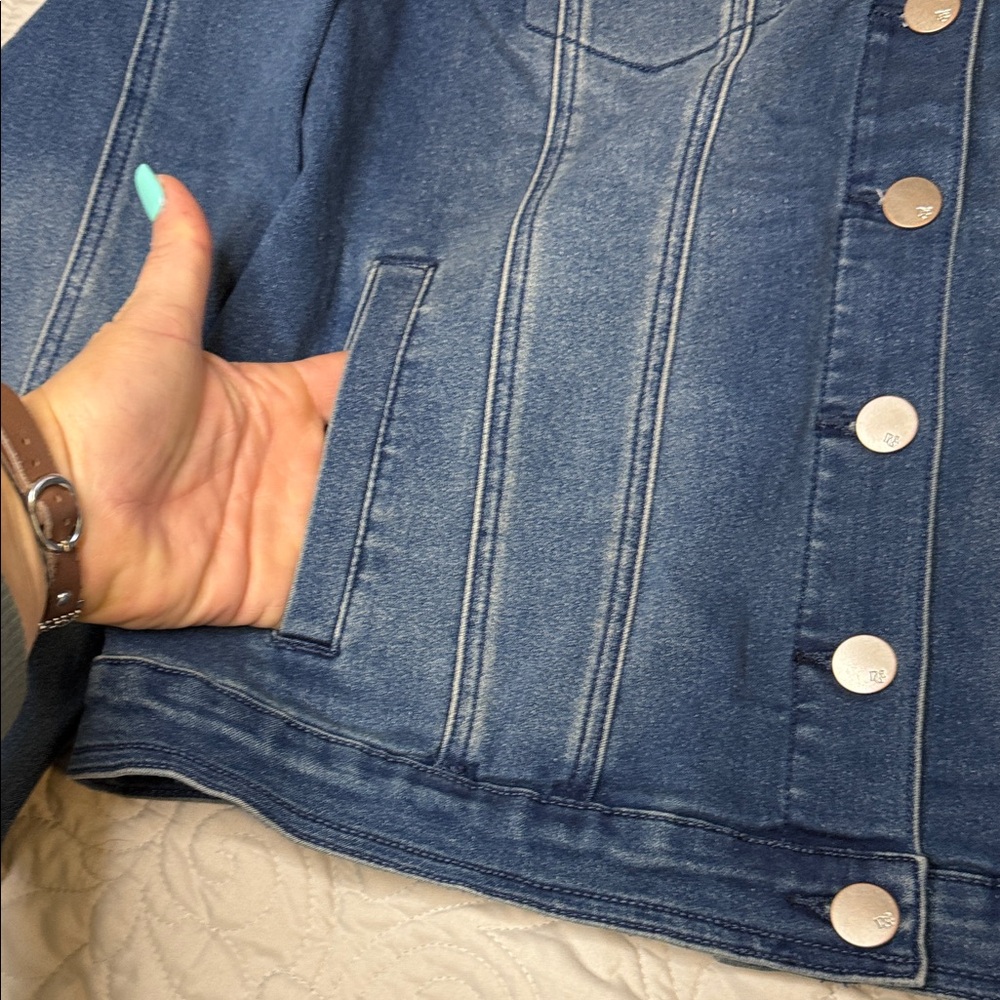 NWT Diane Gilman Blue Denim Jacket with stretch. - Picture 6 of 11